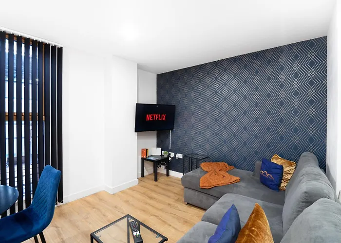 Home Away From Home - Contractors & Leisure